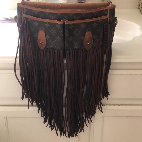 Vintage Boho Fringe Authentic Louis Vuitton Purse - Picture 9 of 15